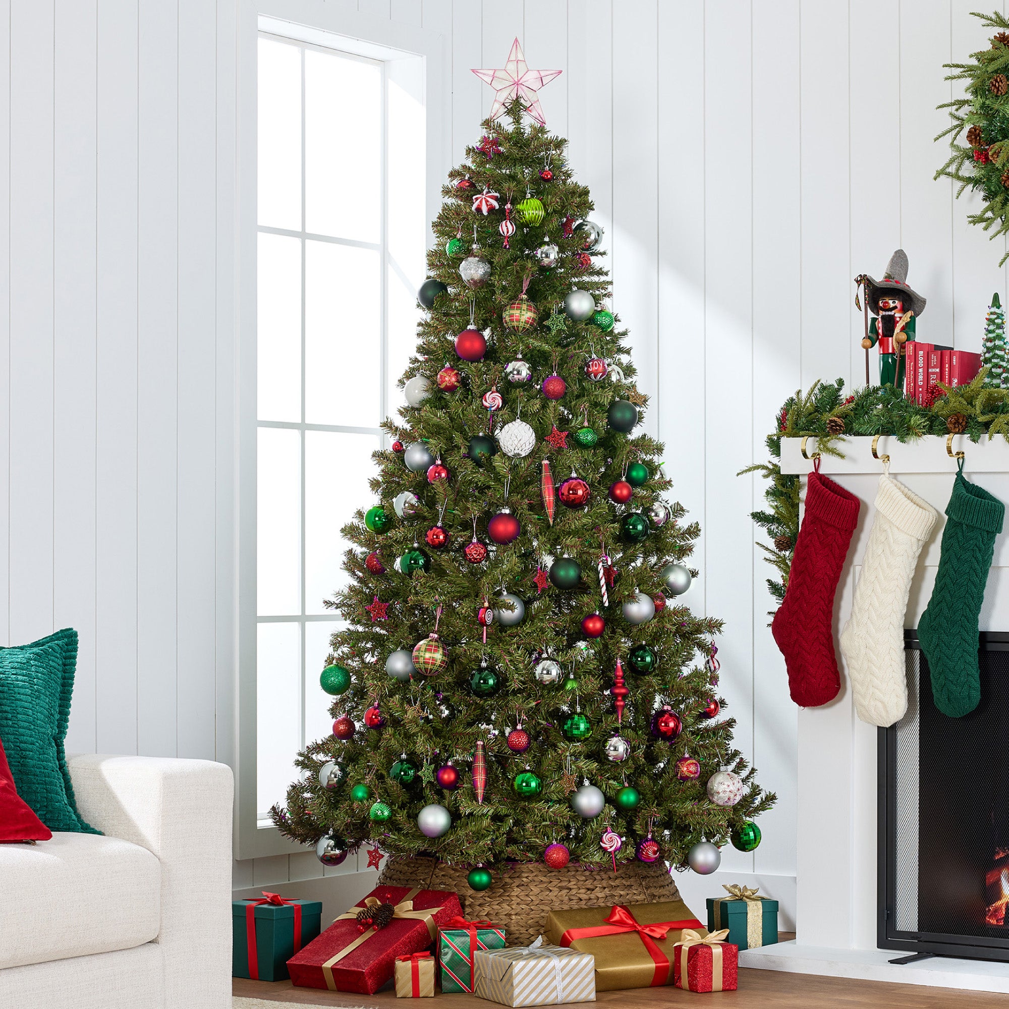 Pre-Lit Artificial Green Spruce Christmas Tree, w/Easy Assembly