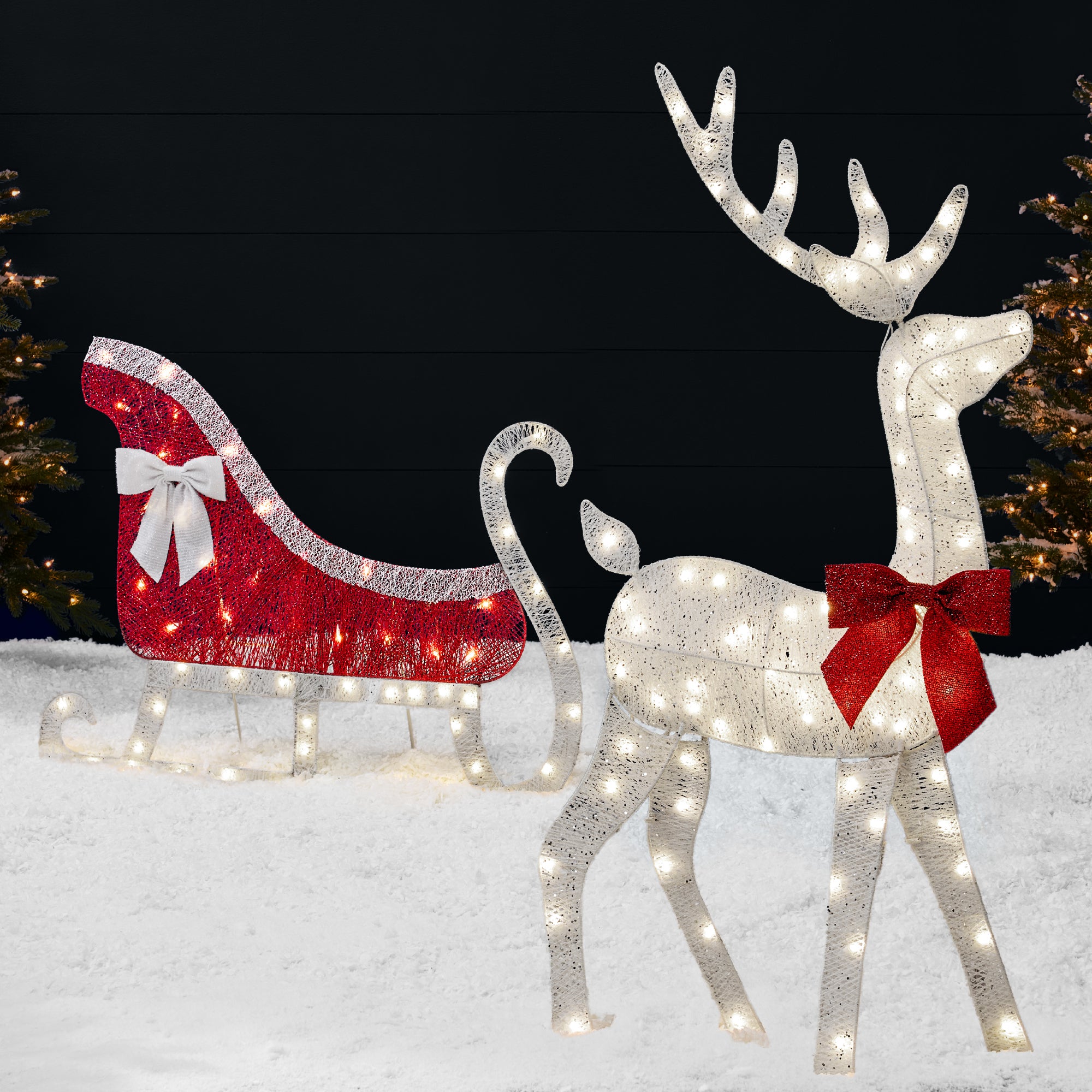 Illuminated sleigh christmas decor deals