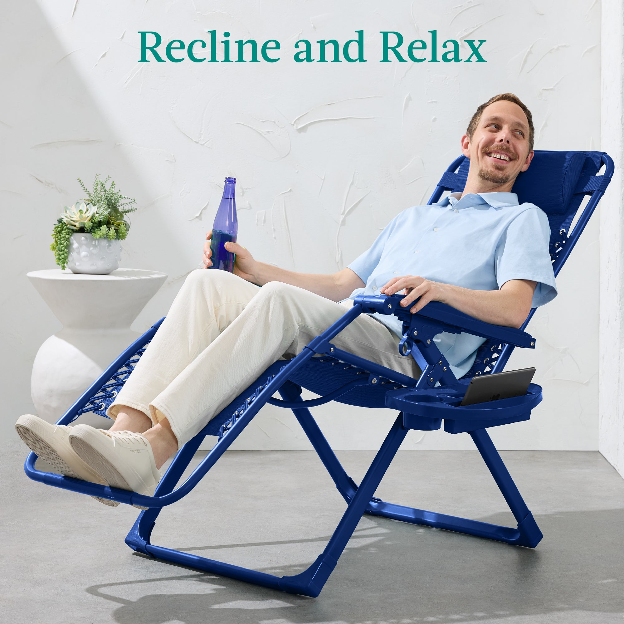 Monochromatic Zero Gravity Patio Chair Recliner w/ Side Tray