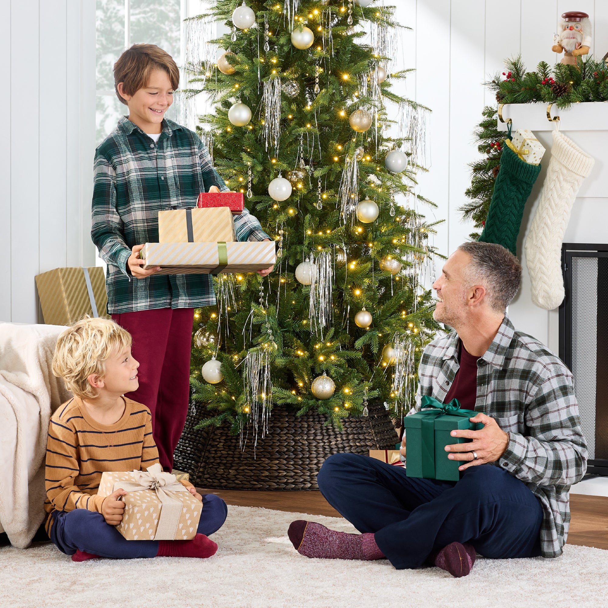 Best Choice Products Aspen Christmas Tree - Thumbnail 5