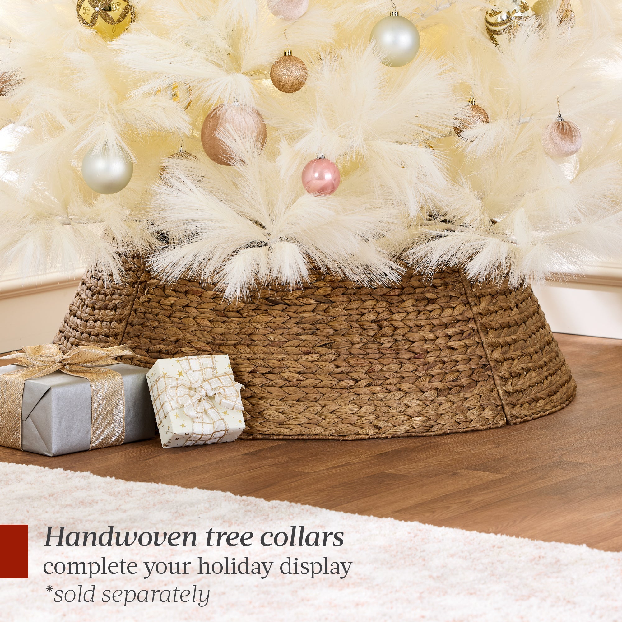 Premium Artificial Ivory Pampas Christmas Tree w/ Foldable Metal